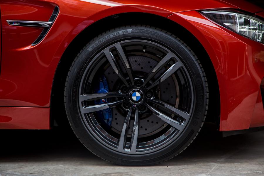 Колеса BMW M4 Coupe 2017 года  (MY) (фото 4 из 9)